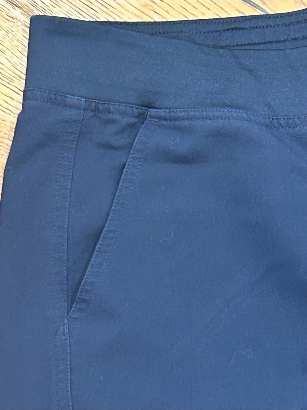 FIGS Men’s Axim cargo scrub Straight leg pants navy S/T Small Tall